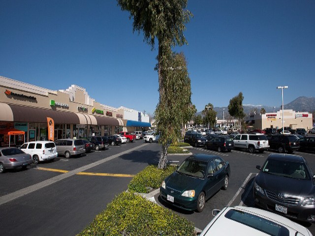 The Valley Shopping Center