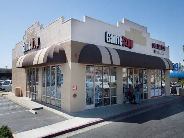 ARRTOW GAMESTOP